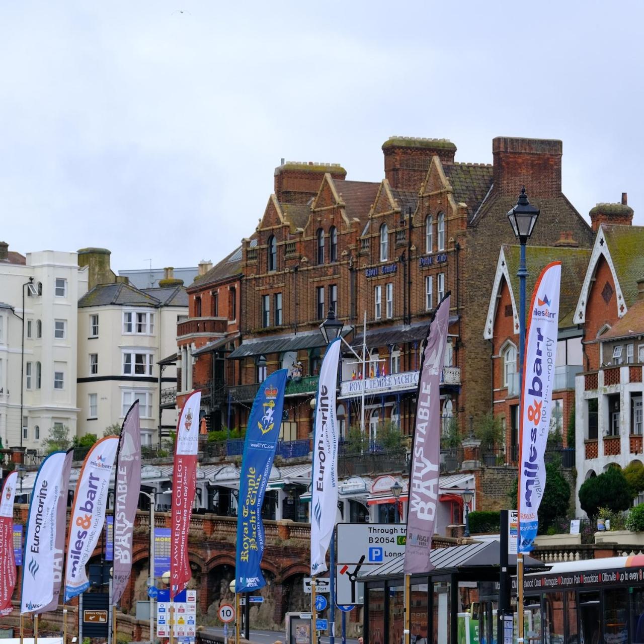 Royal Temple Yacht Club Hotel Ramsgate Exterior foto