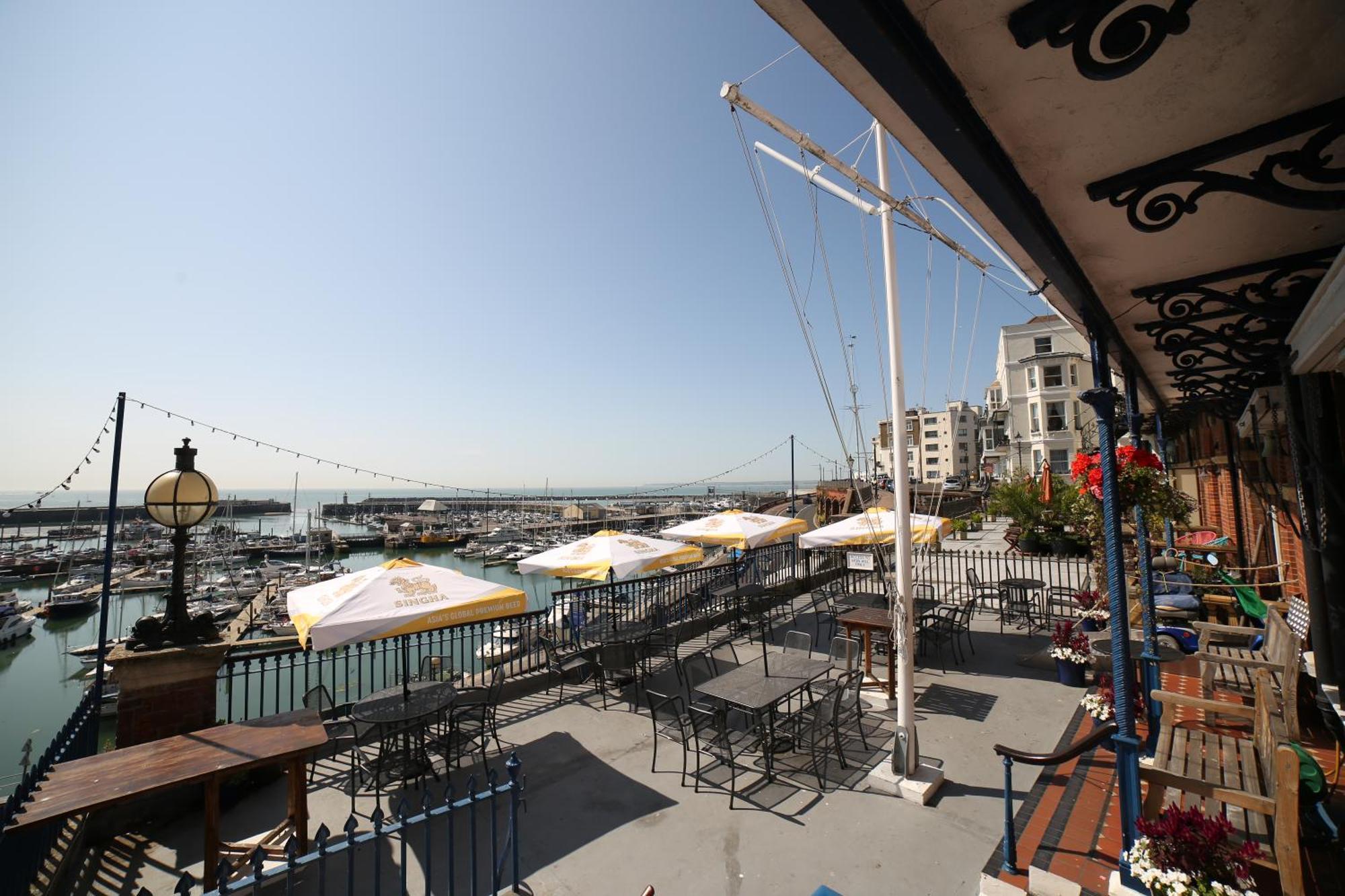 Royal Temple Yacht Club Hotel Ramsgate Exterior foto