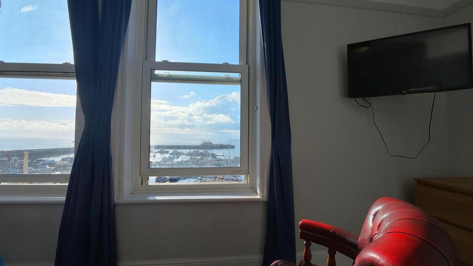 Royal Temple Yacht Club Hotel Ramsgate Exterior foto