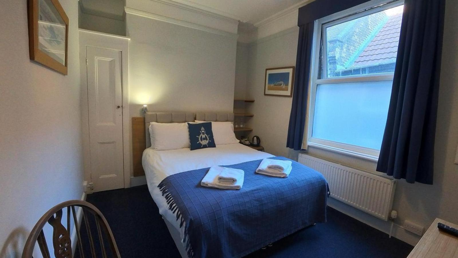 Royal Temple Yacht Club Hotel Ramsgate Exterior foto