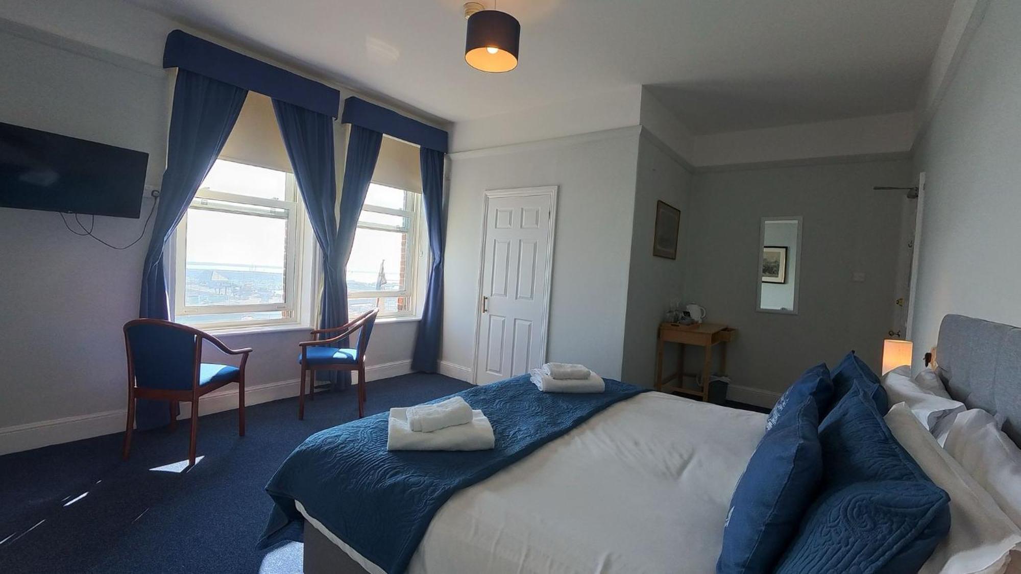 Royal Temple Yacht Club Hotel Ramsgate Exterior foto