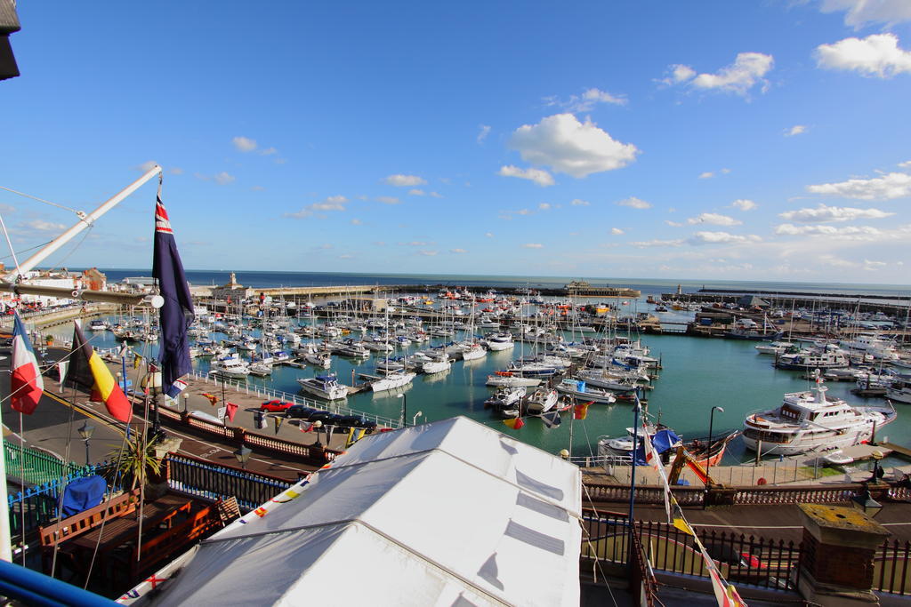 Royal Temple Yacht Club Hotel Ramsgate Exterior foto